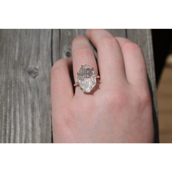 alternative raw diamond engagement rings, raw crystal ring, round or ova… - Picture 2 of 5